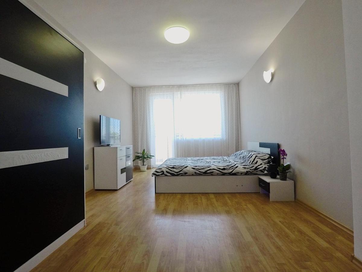 Spacious And Bright Maisonette Varna Center Экстерьер фото